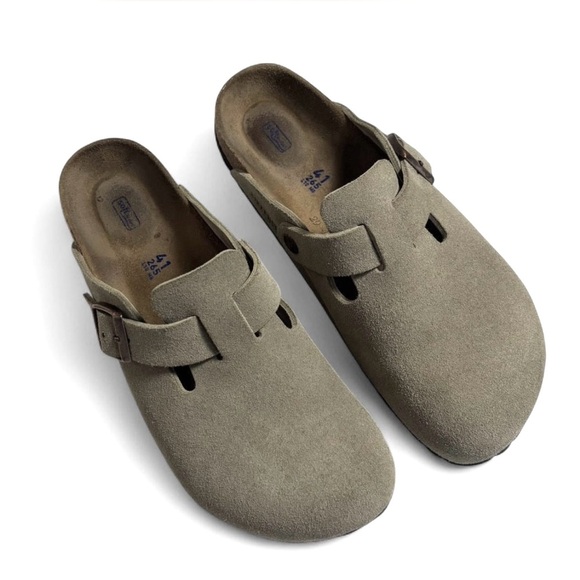 Free People x Birkenstock Boston Soft Footbed Clogs Taupe Suede 41